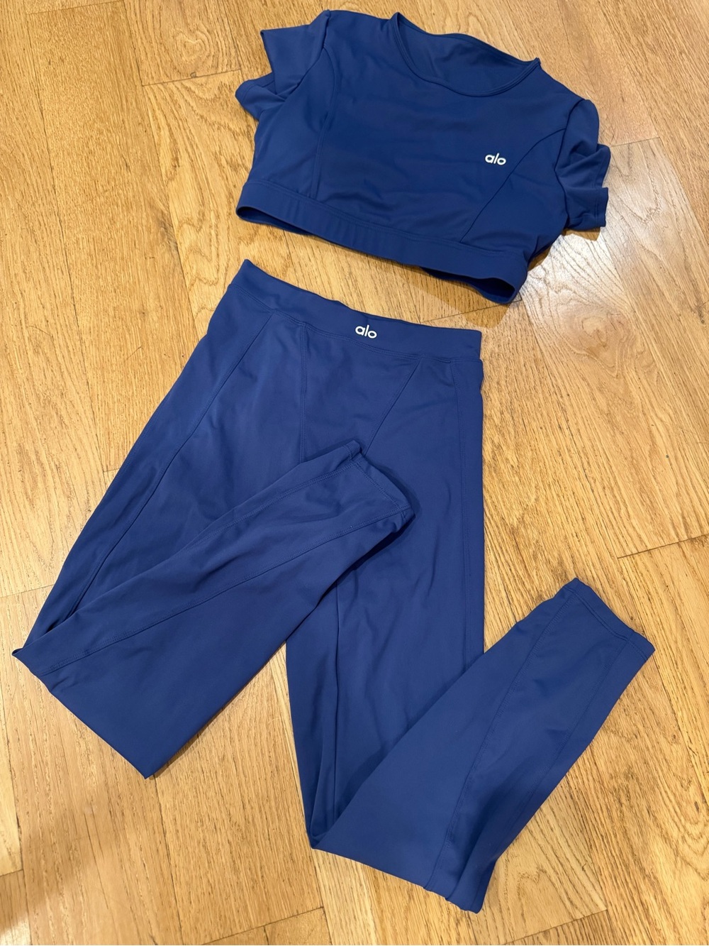 ALO Yoga Set for Women